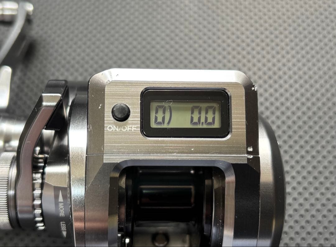 25 オシアコンクエストCT 201HG 実釣1回 傷あり 動作良好