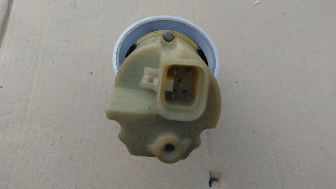 タホ　00-06 フロンデフ　アクチュエーター　5.3L