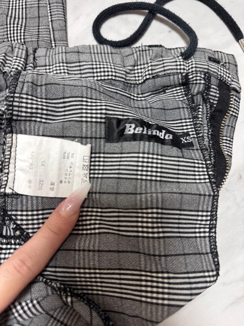 BELINDA セットアップ グレー スリムフィット スラックス