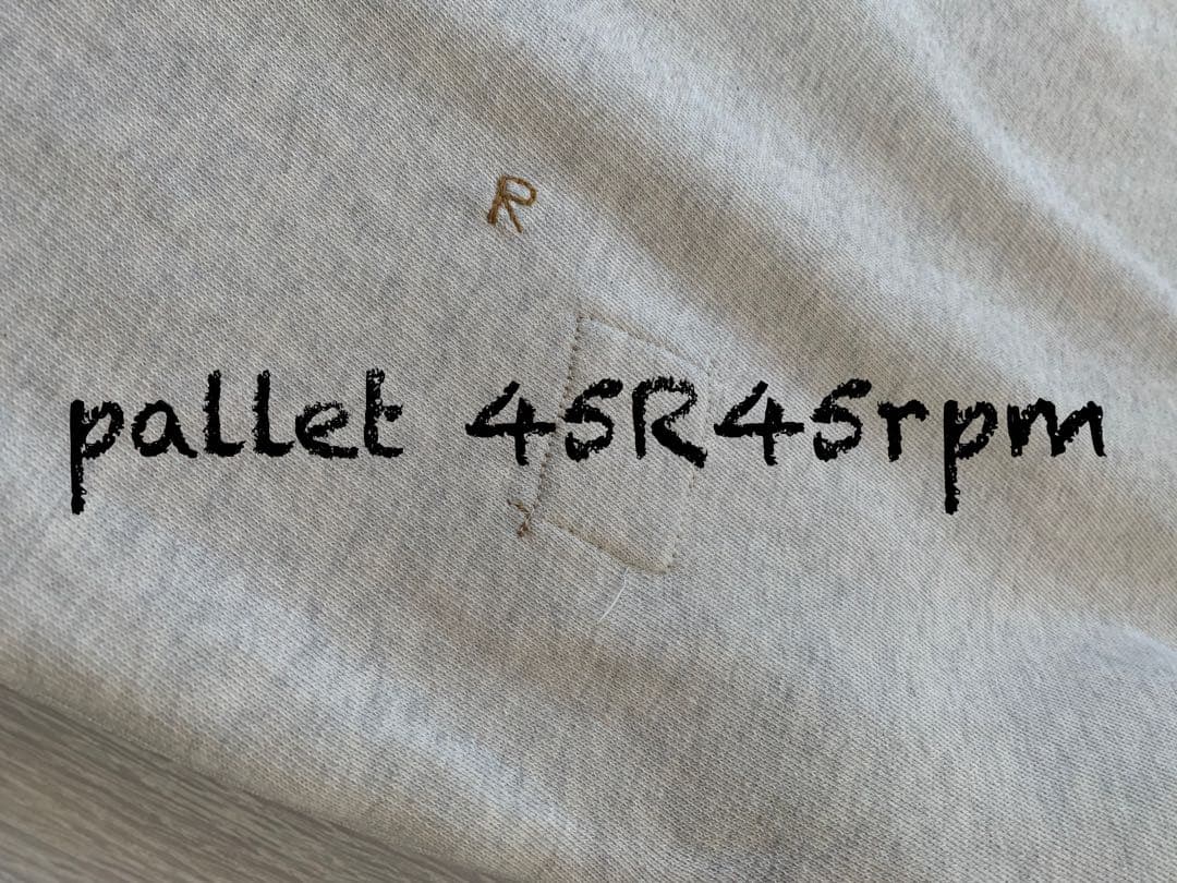 45R45rpm 裏毛deフラワー刺繍のパフ ドレス(トップ)