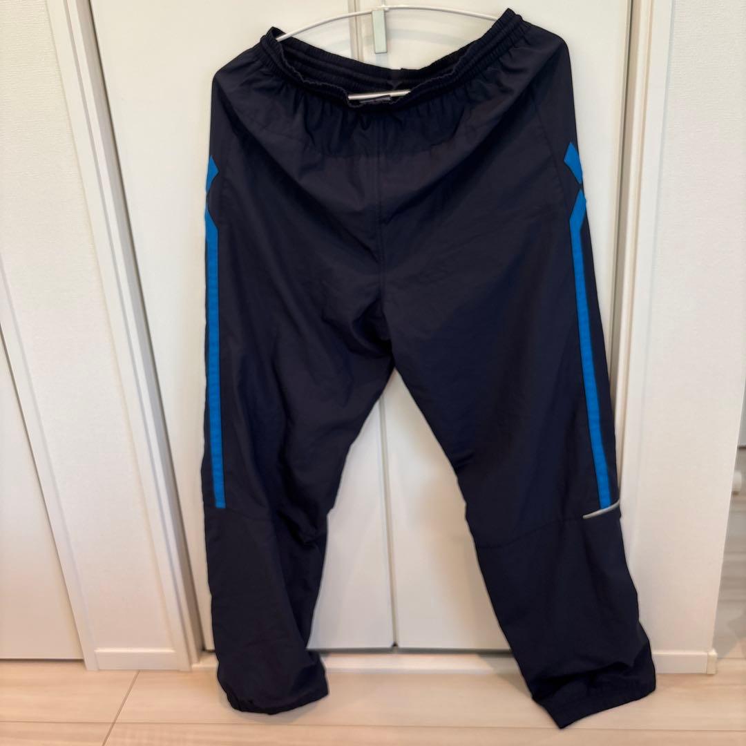 サッカー　イングランド代表　ウィンドブレーカー（ピステ　ジャージ）上下　激レア