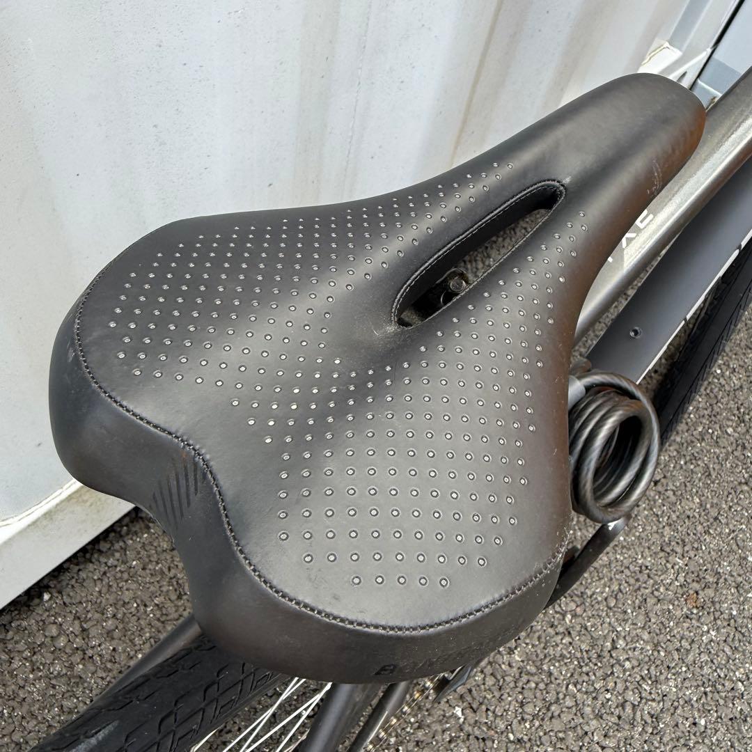 クロスバイク TREK FX2 身長165-175m 定価7.6万円 ブラック