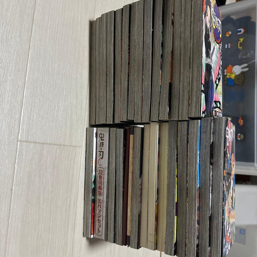 【中古】鬼滅の刃全巻完全版　グッズ、小説付