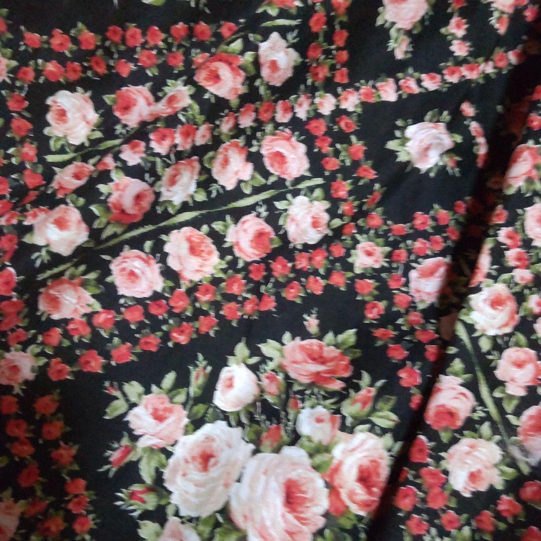 美品ピンクハウス　綿ローン小薔薇プリントロングワンピース