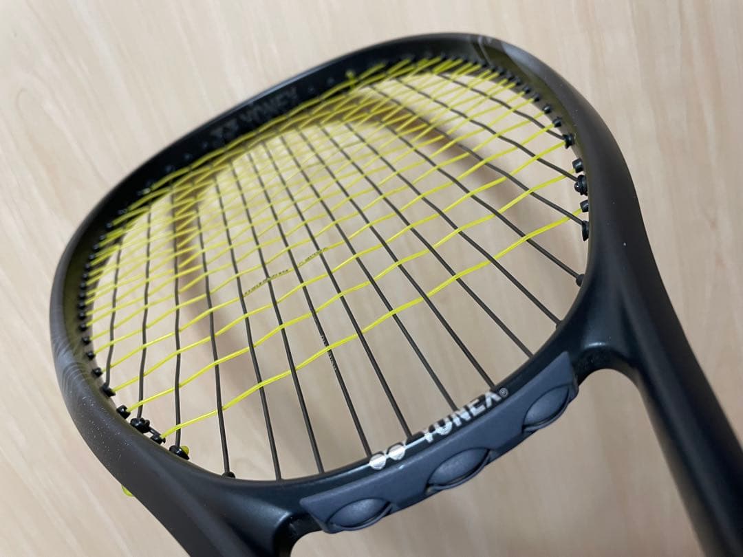 ヨネックス ボルトレイジ 8S UL1