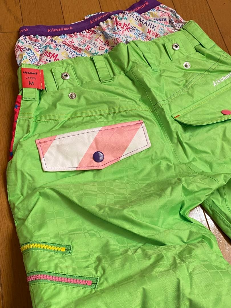 美品　Kissmark キスマーク　スキー　スノーボード　ウェア　Ｍ