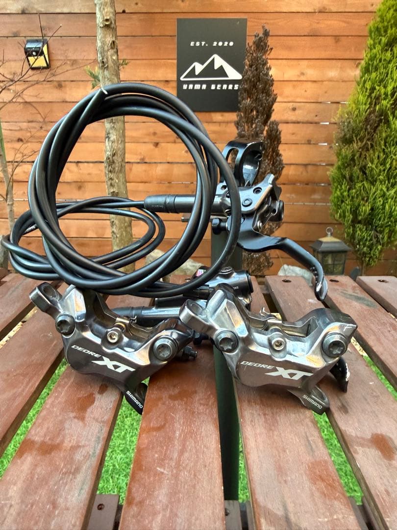 J*o様 Deore XT ブレーキセット シマノ 4ピストン リア＆フロント