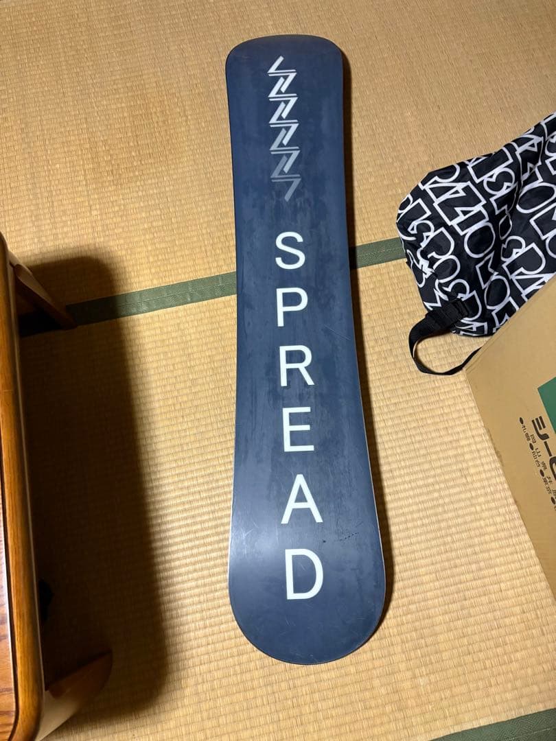 SPREAD スノーボード ブラック/ホワイト