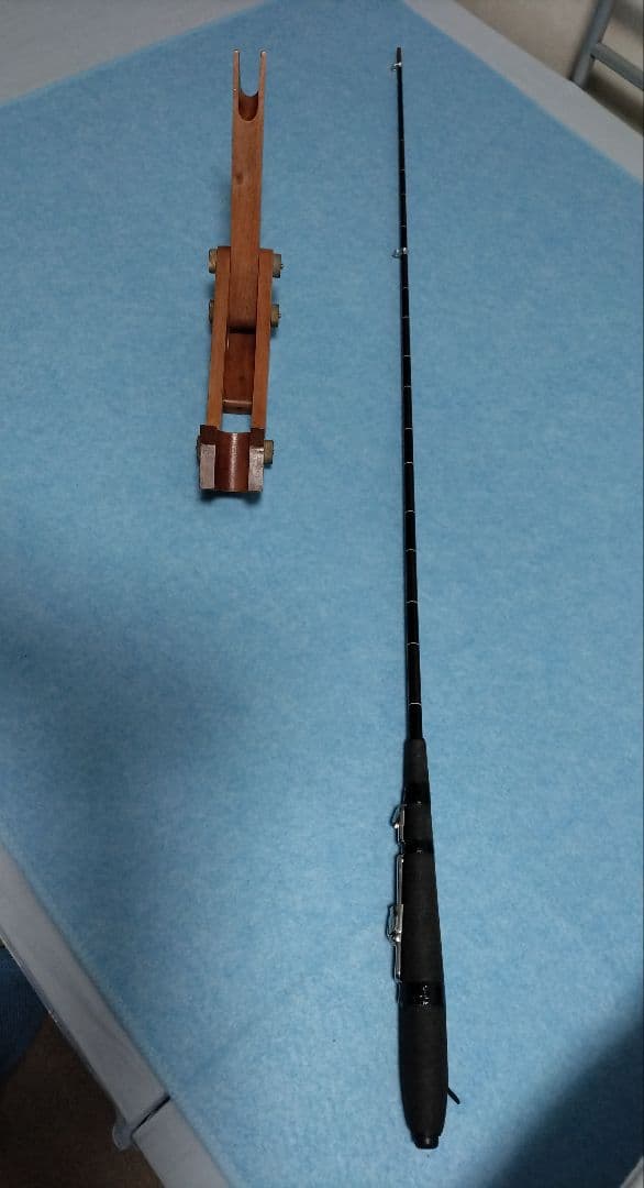 西海二号、竿立てセット　チヌのダンゴ釣り