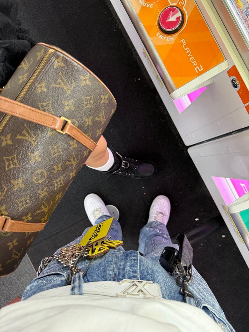 GUAPI ビーズ装飾 ストレートデニム 32