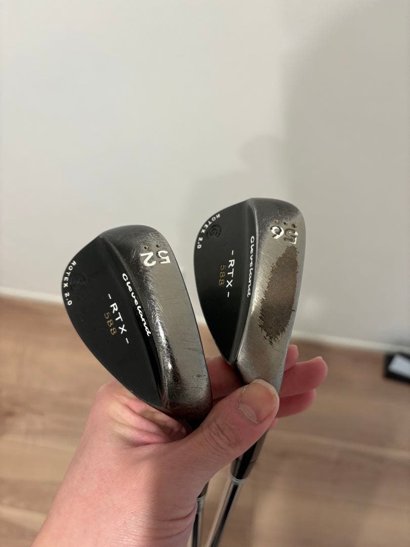 アスリート向け　ゴルフクラブセット　キャディバック、ヘッドカバー2個、おまけ付き