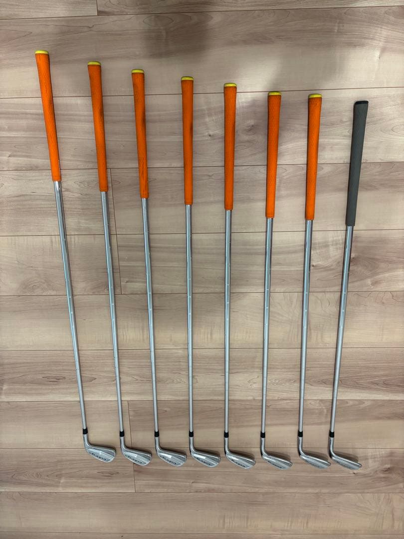 アスリート向け　ゴルフクラブセット　キャディバック、ヘッドカバー2個、おまけ付き