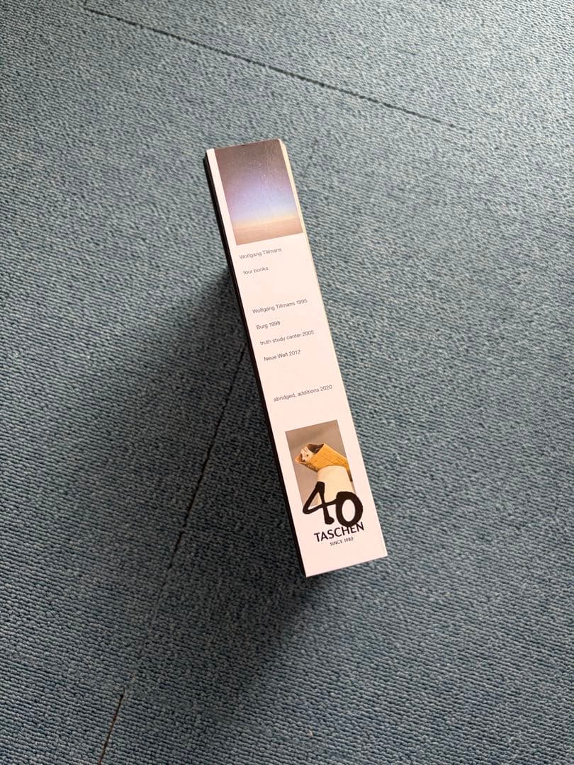 アート・デザイン・音楽 Wolfgang Tillmans four books
