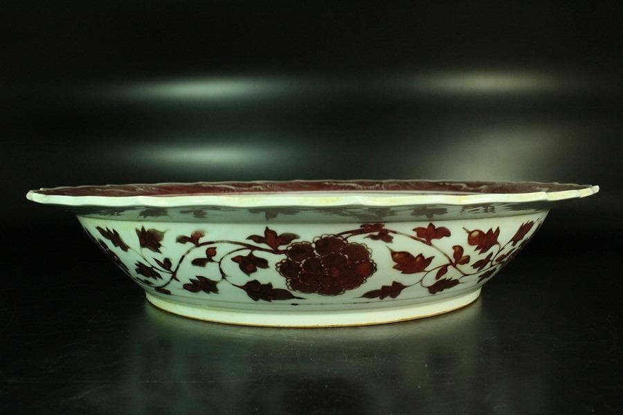 中国美術 釉裏紅 纏枝蓮花鳳紋 折口皿(K-A837)