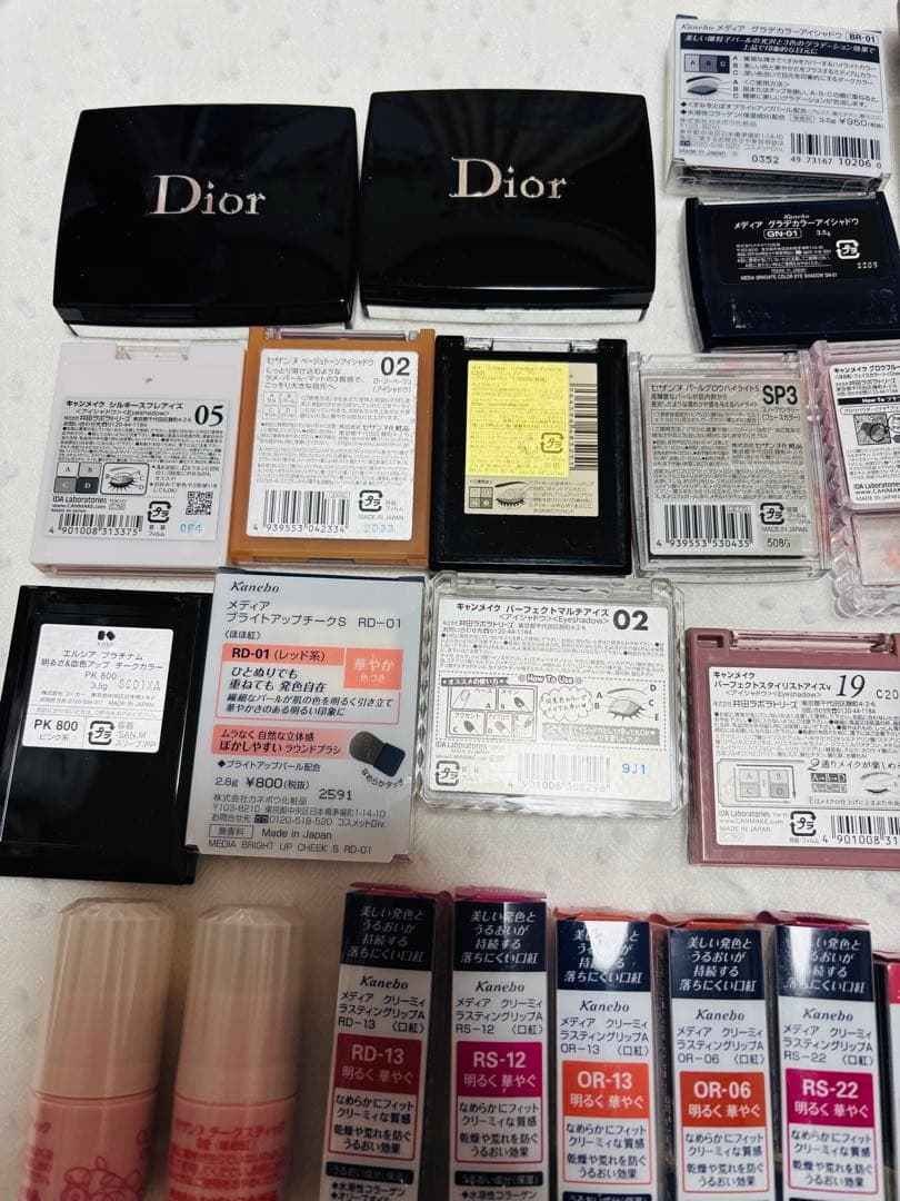 エ*ナ様 【コスメまとめ売り】ベース、アイシャドウ、ルージュ他 色々〜 43点