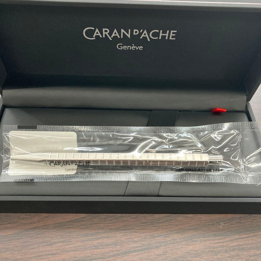 カランダッシュ　エクリドール アベニュー 0890-407 新品未開封ボールペン