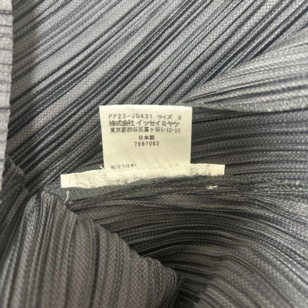 プリーツプリーズ　三つボタンジャケット