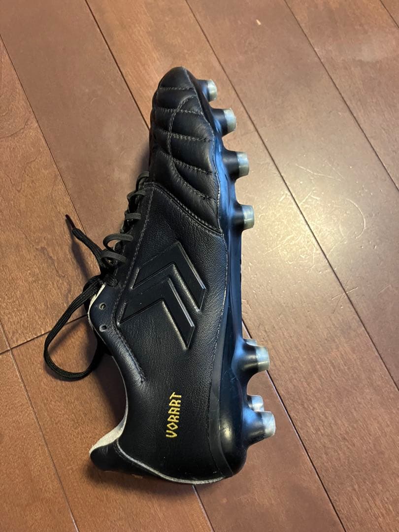 hummel ヴォラート III PRO SUPERWIDE 25.0cm