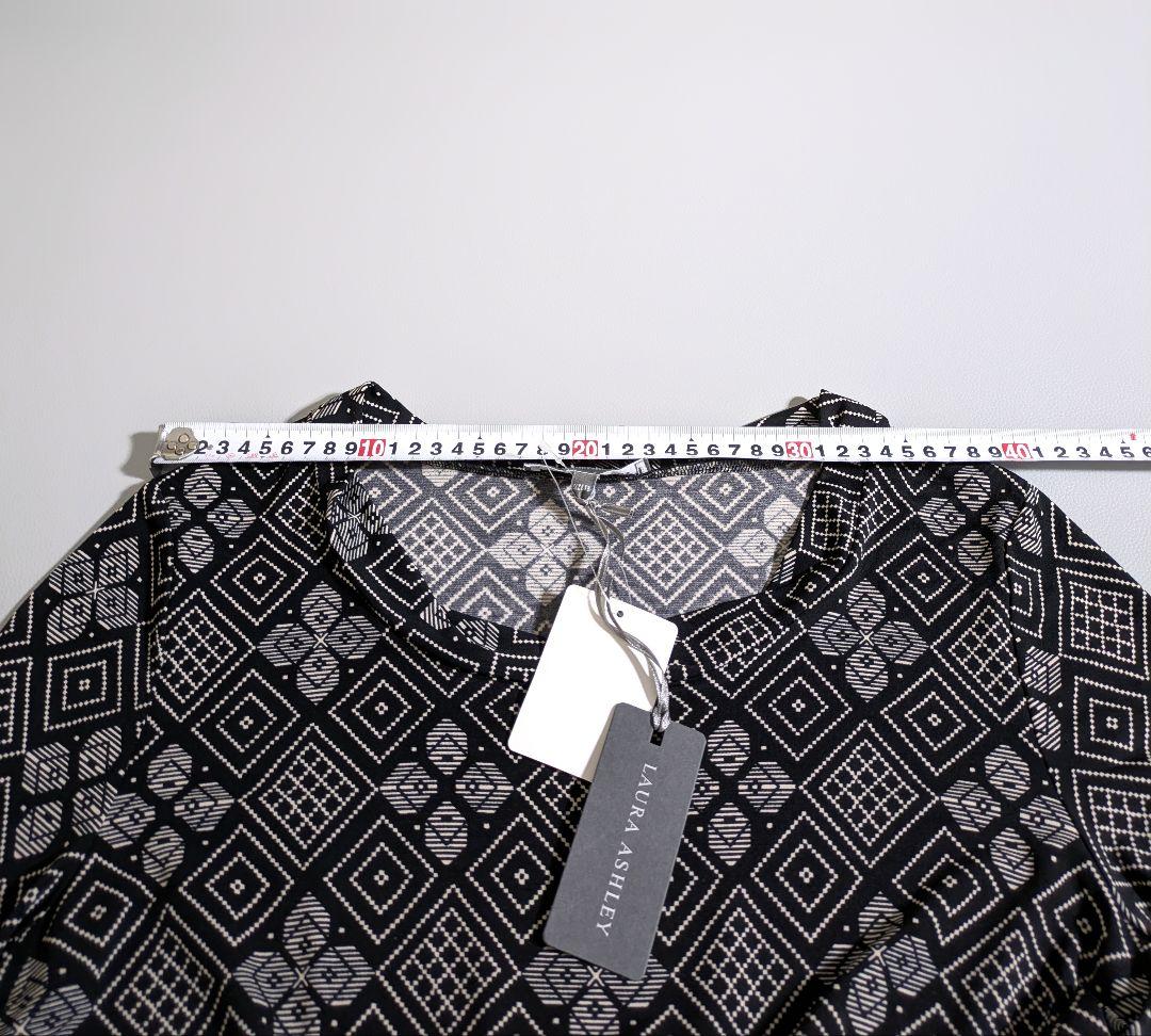 新品 ローラアシュレイ／13号 洗える◎伸びる◎幾何学模様ワンピース