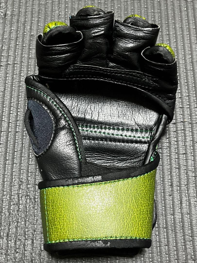 RIZIN ISAMI オープンフィンガーグローブ グリーン/ブラック