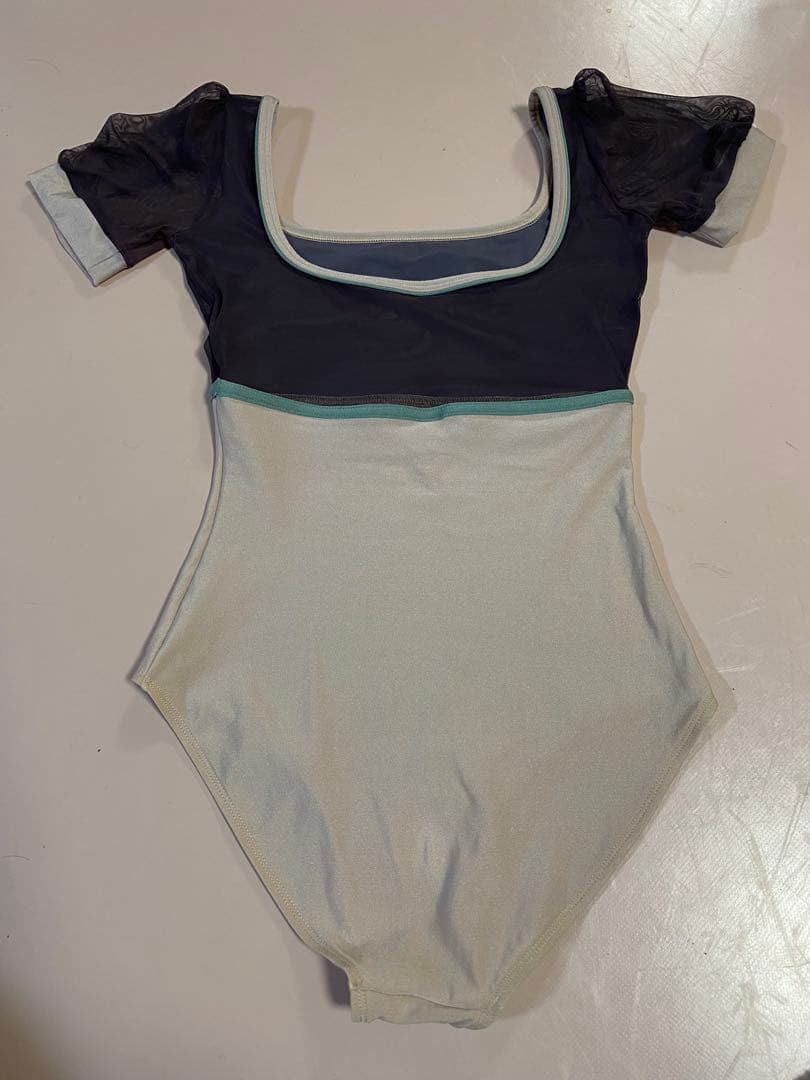 デラロミラノ　レオタード　Lサイズ