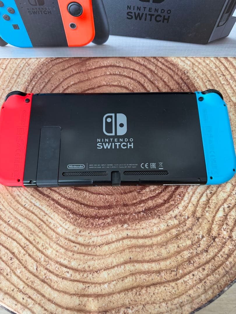 Nintendo Switch ニンテンドースイッチ本体　ネオン ①