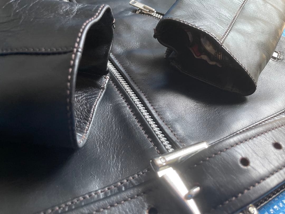 国産馬革限定品 新品未使用 VaLLet01HS LIUGOOシングルライダース