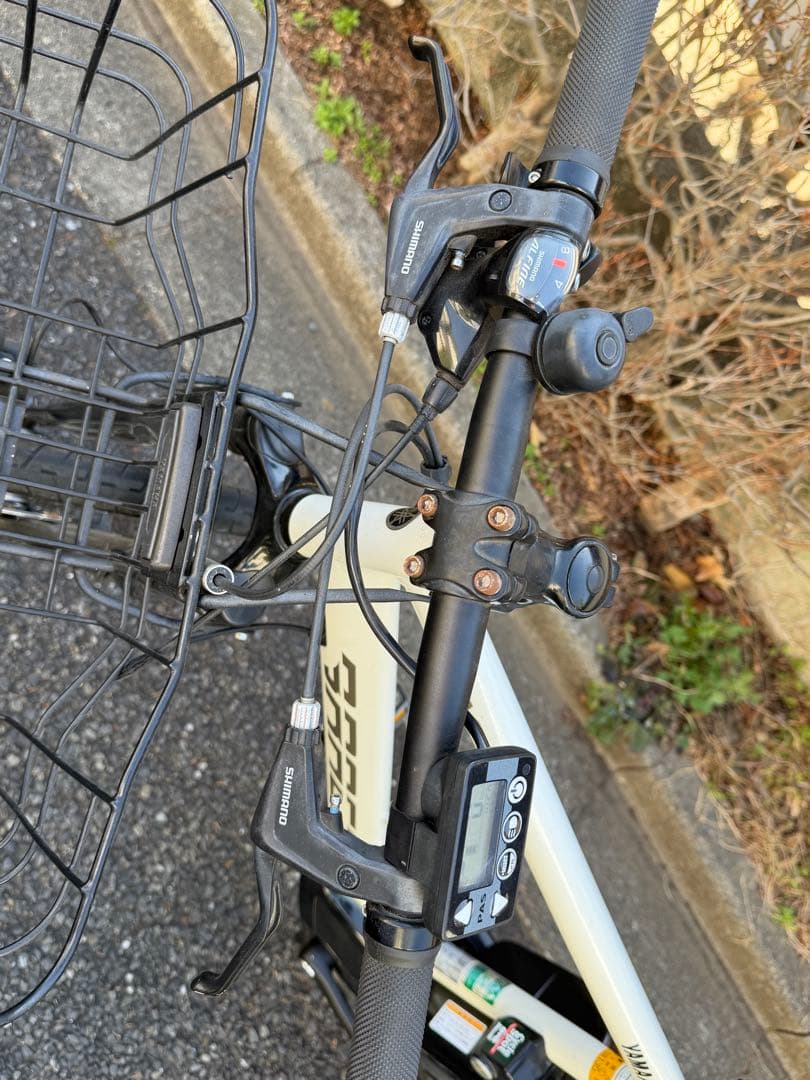 ヤマハ　スポーツ電動自転車　パス ブレイス　YAMAHA 2023年購入　白