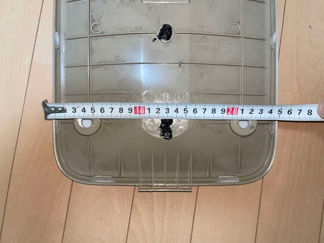 グランビア　グランドハイエース　リアルームランプ　LED かなり明るいです