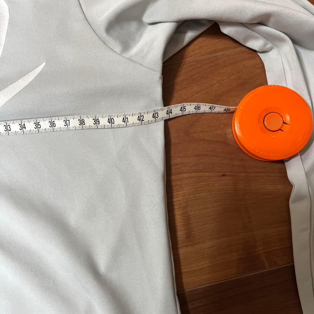 アドミラル ラメプリントスクリプトロゴL/S TEE ATLA31W グレーs