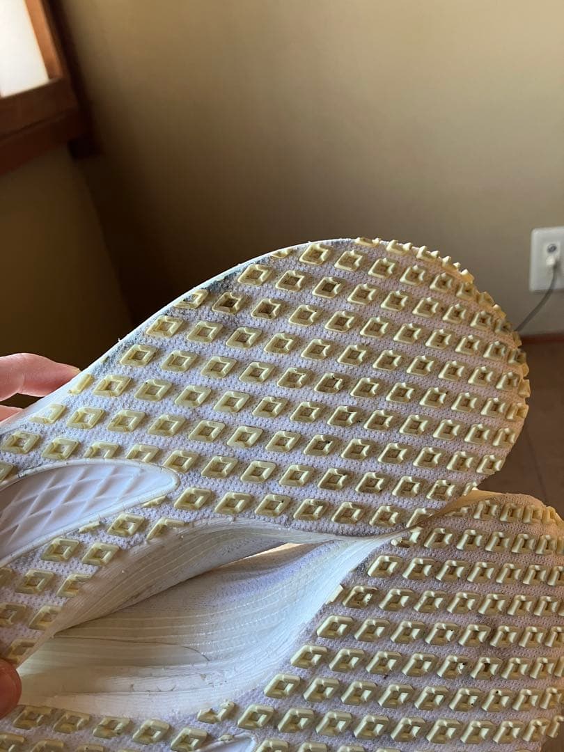 ミズノ　ウェーブデュエルネオ　白　26.5cm