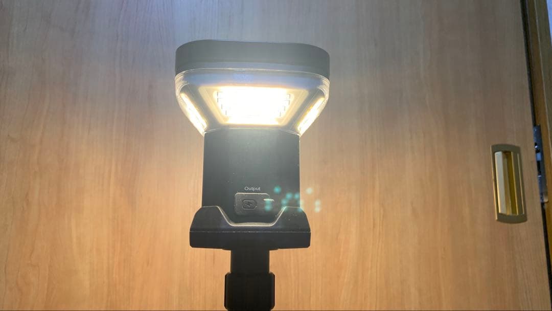 BougeRV CL03ランタン 多機能ランタン 3200lm 三脚付き