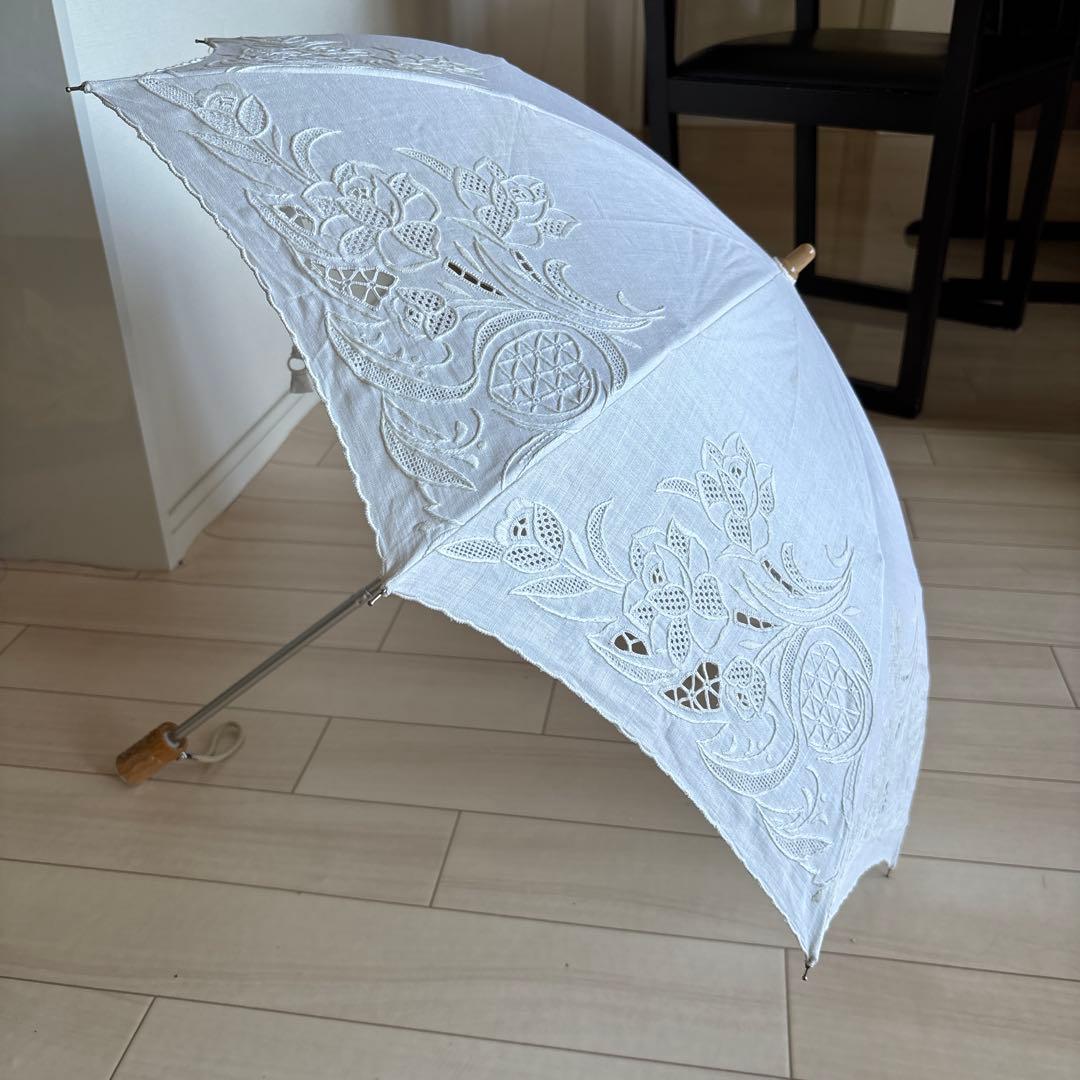 スワトウ　日本製　汕頭刺繍　AURORA ホワイト　折りたたみ日傘　麻　汕頭