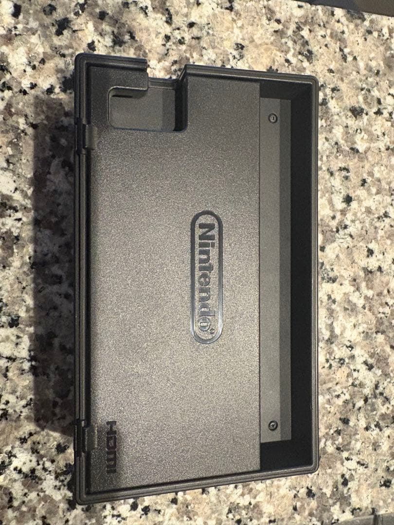 Nintendo Switch 本体 ブラック　64GB SDカード付属