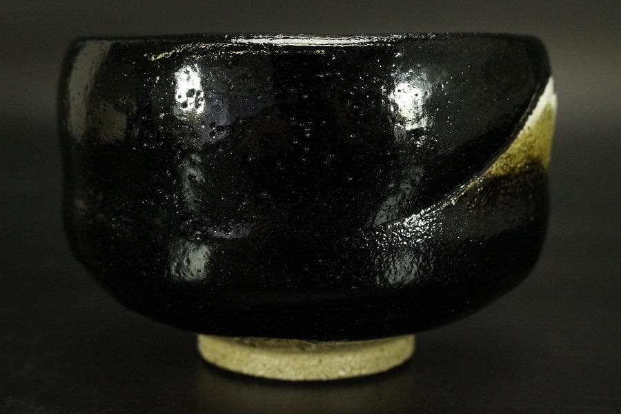 茶道具 黒楽茶碗 富士山文様 松楽造(メ1746)