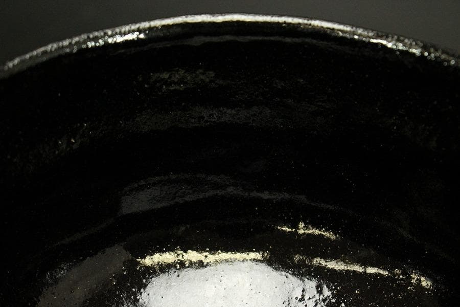 茶道具 黒楽茶碗 富士山文様 松楽造(メ1746)