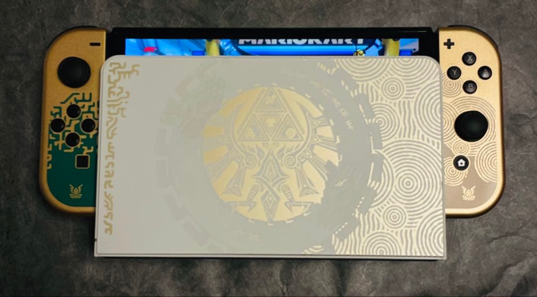 Switch (有機EL) & Joy-con & HORI製ハードケース