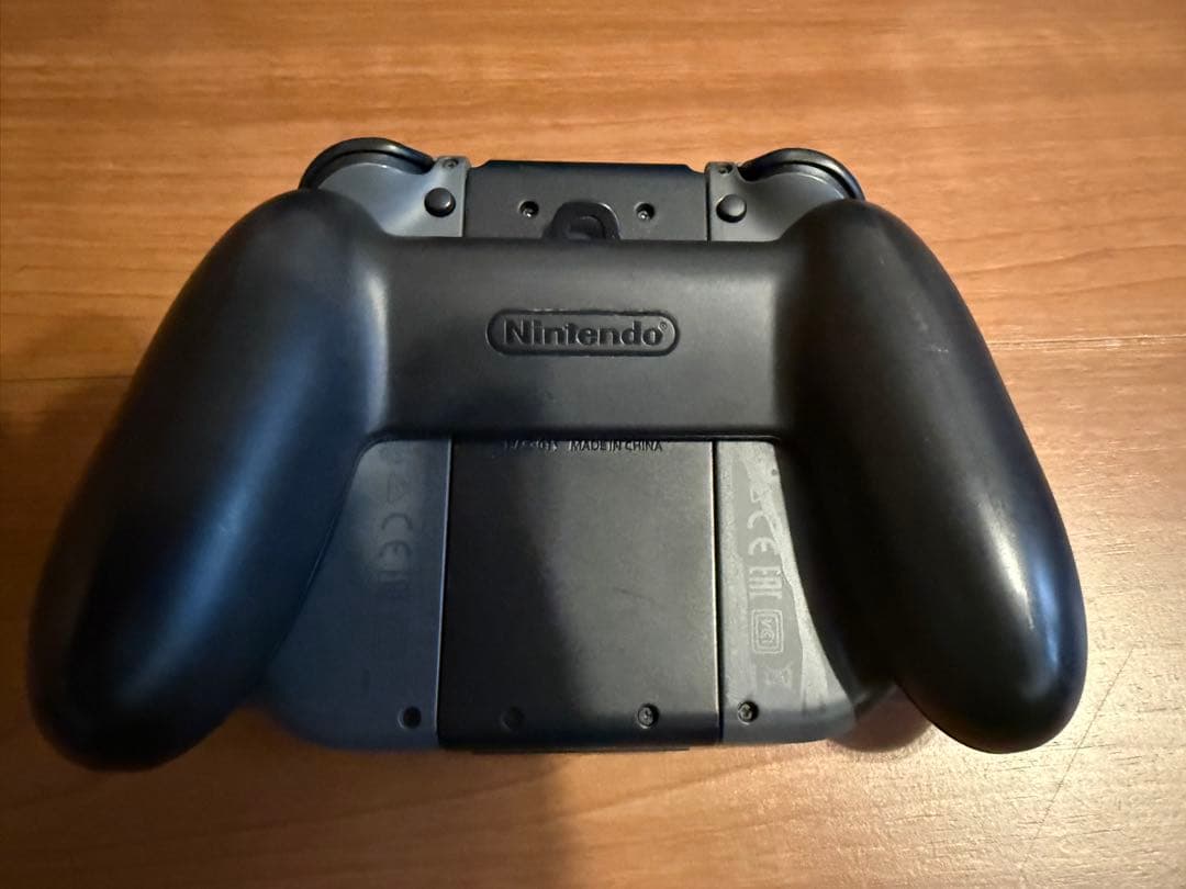 Nintendo Switch 本体＋ソフト2本 スマブラ スプラ2