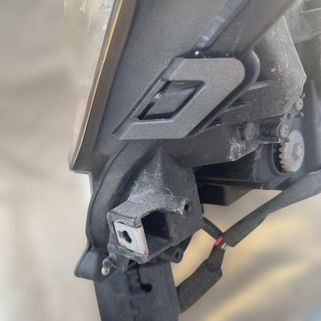 レクサスGS左中古ヘッドランプ81185-30F60