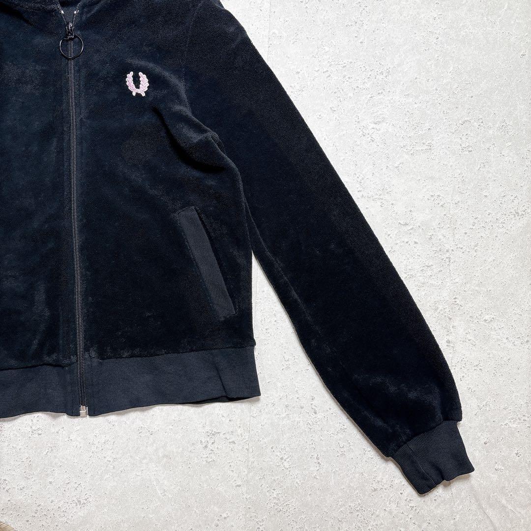 フレッドペリー　ベロアトラックジャケット　ジップアップパーカー　刺繍ロゴ　黒