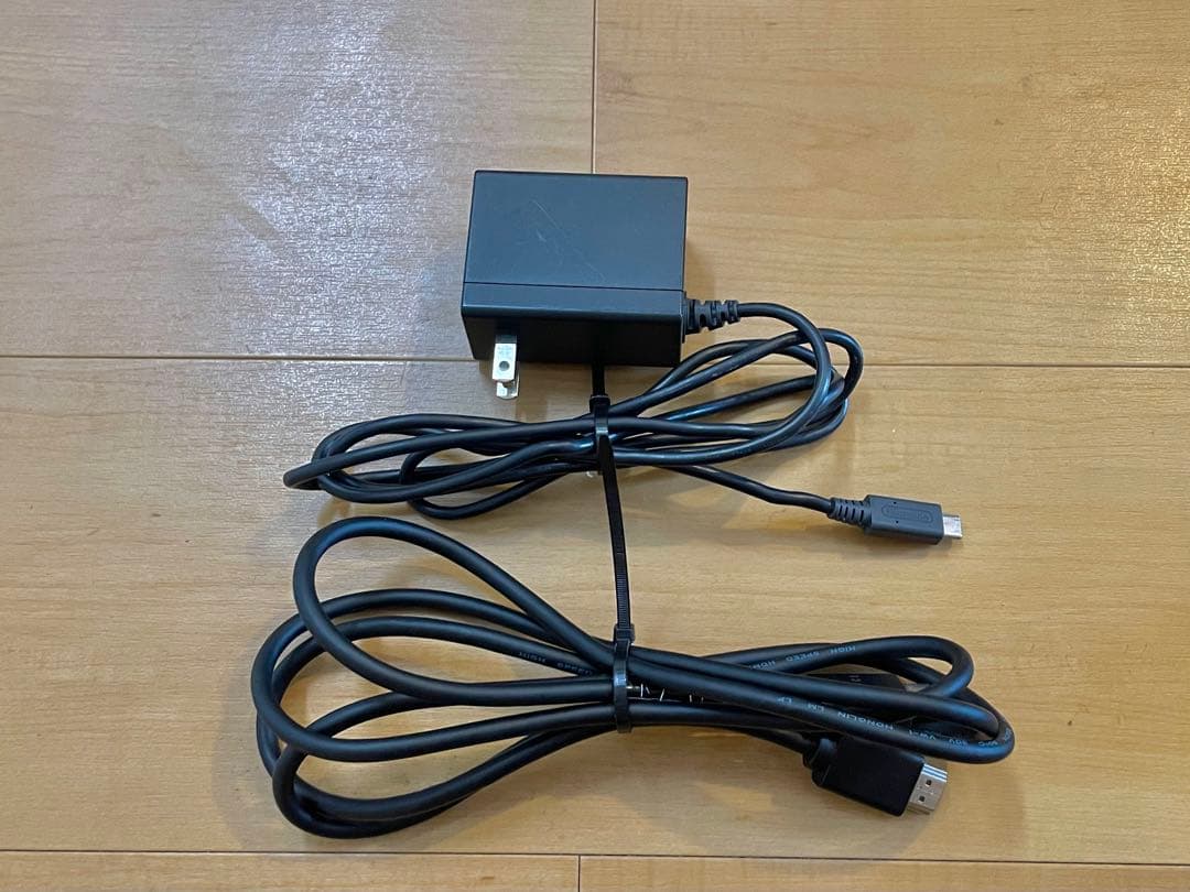 Nintendo Switch 本体 + （おまけ）プロコントローラー