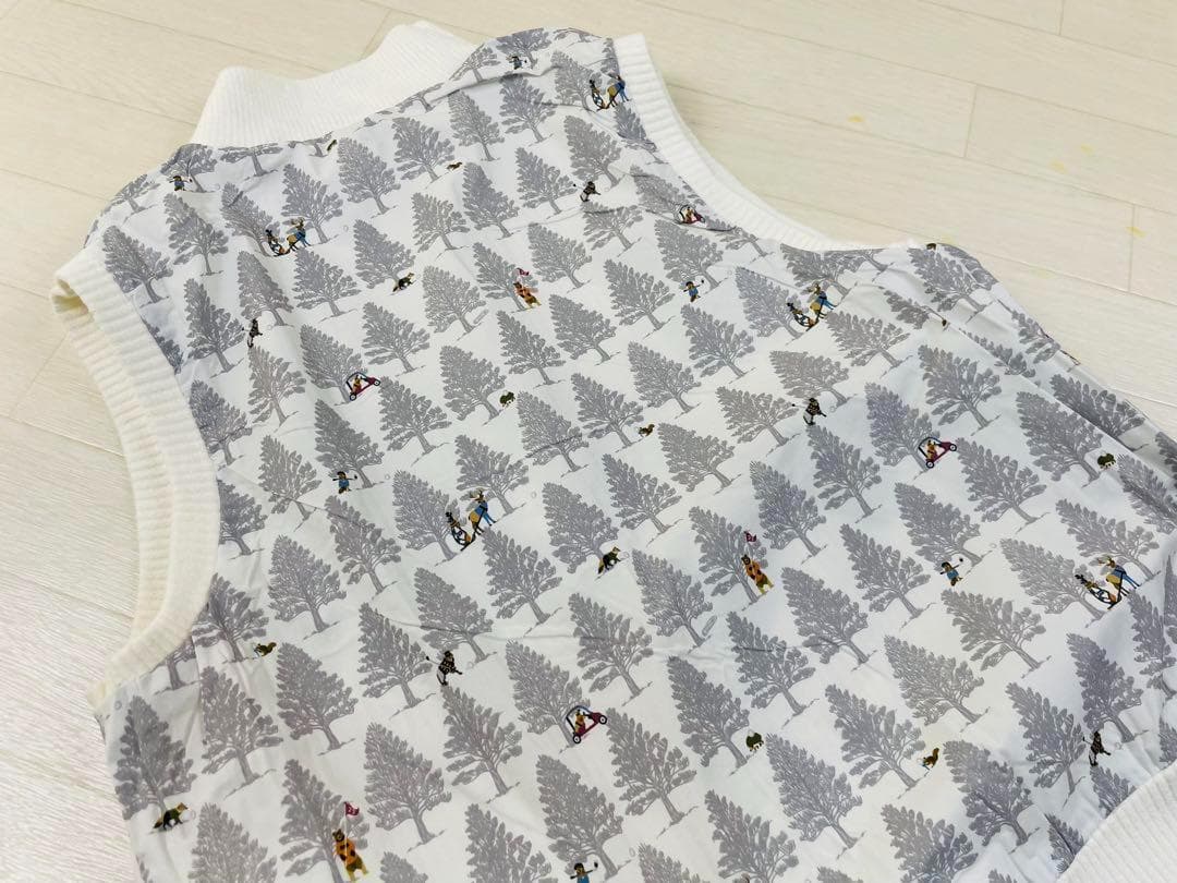 新品 Mサイズ 23区ゴルフ 映えかわ ストレッチモール リバーシブル ベスト