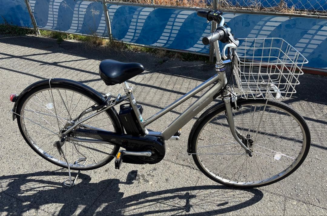 ブリヂストン 27インチ　電動アシスト自転車 8.7ah搭載 付属品多数！