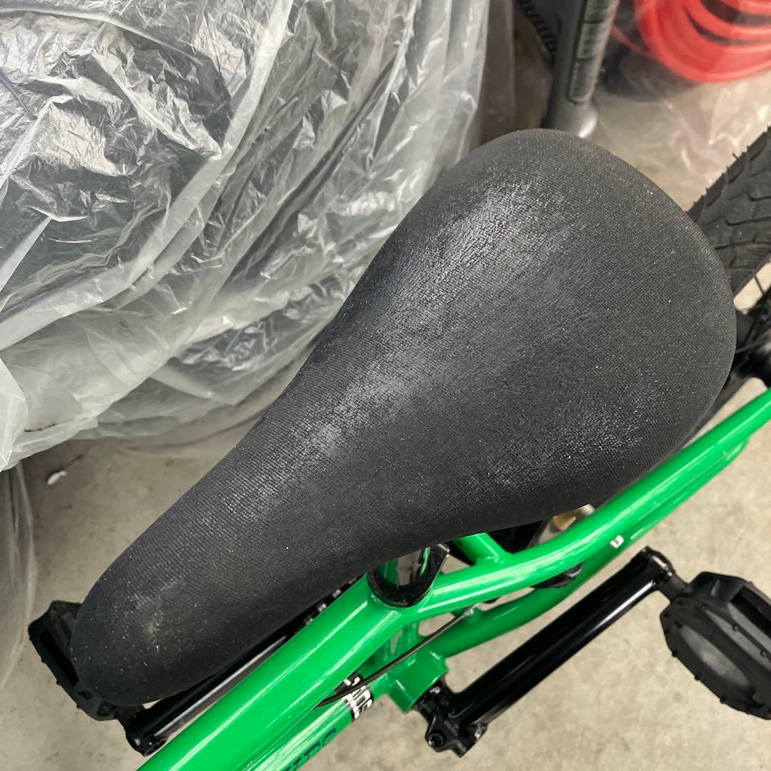 (送料無料)ARES BIKES APLUSグリーン