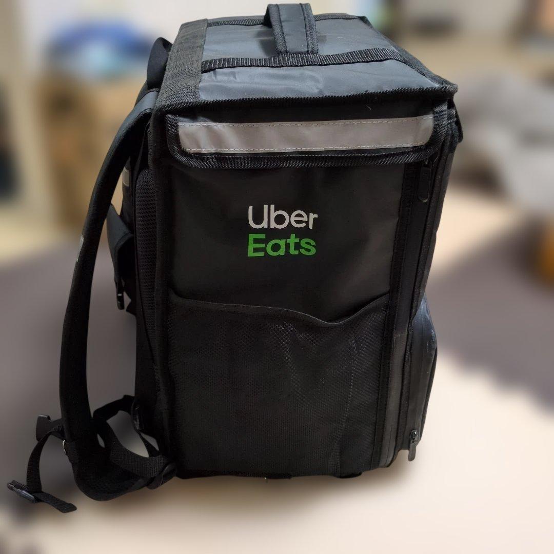 Uber Eats 配達バック