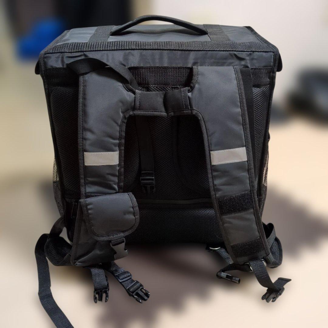 Uber Eats 配達バック