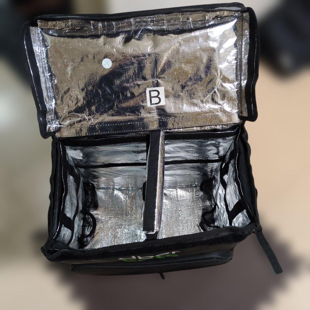 Uber Eats 配達バック