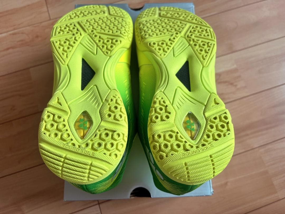 ヨネックス パワークッション エアラスZ メン 26.5 YONEX AERUS