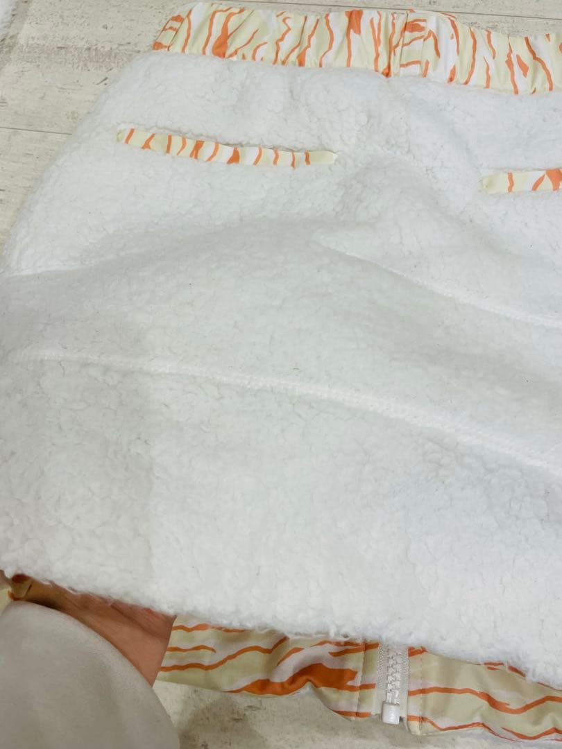 ニューバランスゴルフ　リバーシブル　ボア　ベスト　スカート　セットアップ　白