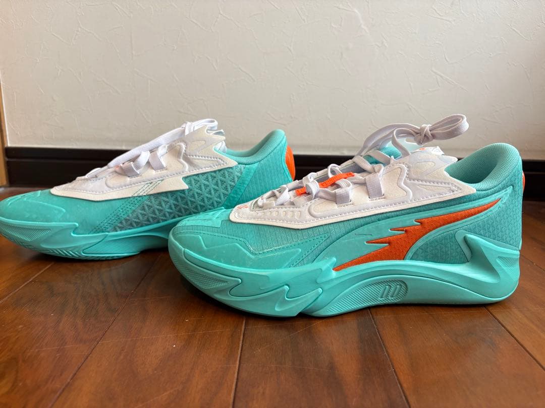 バスケットボールシューズ　プーマ　ScootZerosⅡ 定価18000円